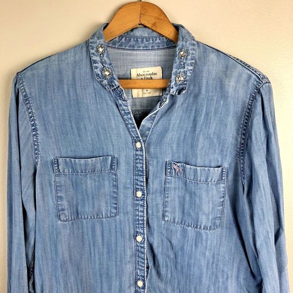 Abercrombie & Fitch Button Down Shirt Womens M Chambray Lyocell Jewel Collar - Picture 3 of 15